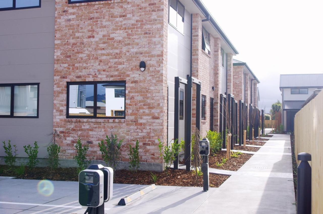 Close To Arena And One Kilometer From Railway Station Onsite Ev Car Park Christchurch Exteriör bild